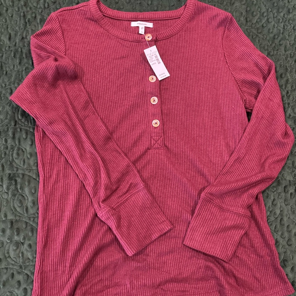 Maurices light weight top size large